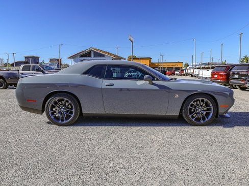 Used 2023 Dodge Challenger R/T Scat Pack image 3