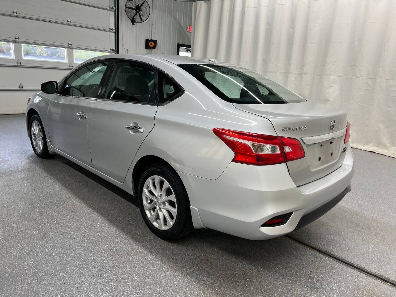 Used 2019 Nissan Sentra SV FWD image 6