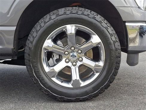 Used 2021 Ford F150 Lariat image 8