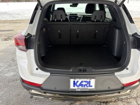 Certified 2023 Chevrolet TrailBlazer ACTIV w/ Sun and Liftgate Package image 9