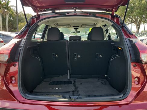 Certified 2021 Nissan Kicks SV FWD image 10