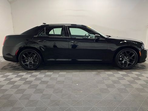 Used 2022 Chrysler 300 S image 4