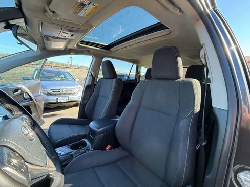 Used 2018 Toyota RAV4 XLE image 24