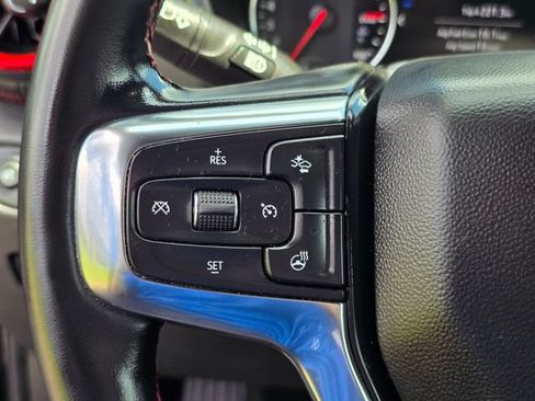Used 2025 Chevrolet Blazer RS FWD image 33