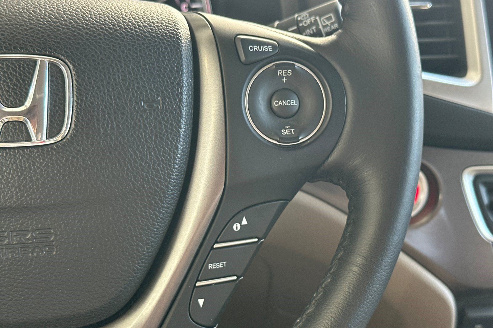 Used 2016 Honda Pilot EX-L image 33