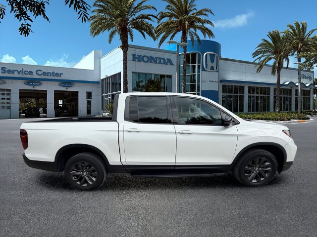 Certified 2024 Honda Ridgeline Sport image 9