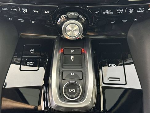 Certified 2024 Acura MDX SH-AWD w/ Advance Package image 17
