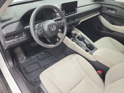 Certified 2025 Honda Accord SE image 20