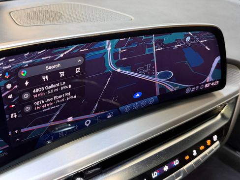New 2026 Cadillac Lyriq Premium Luxury AWD/4WD image 30