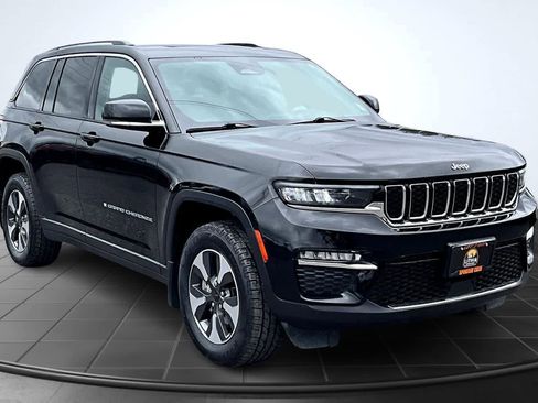 Used 2022 Jeep Grand Cherokee Limited 4xe w/ MOPAR Finishing Package AWD/4WD image 22