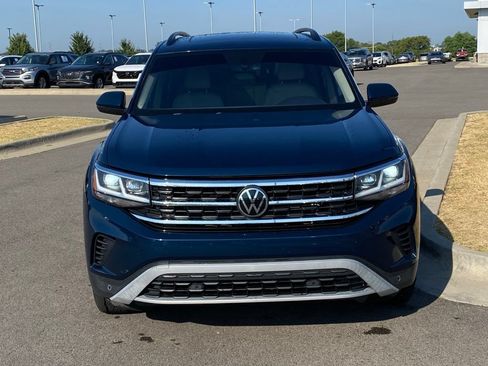 Used 2021 Volkswagen Atlas SE w/ Panoramic Sunroof Package AWD/4WD image 2
