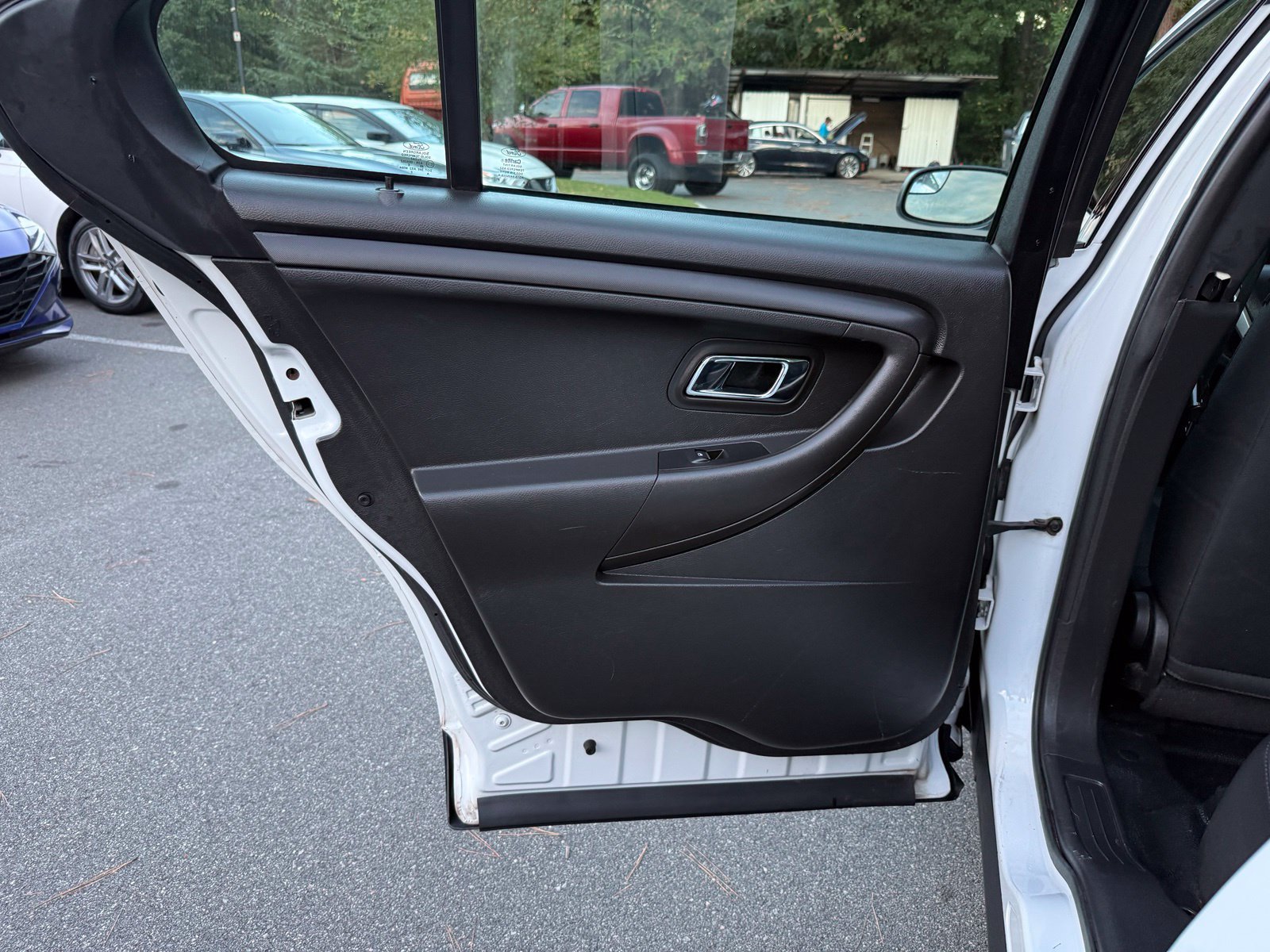 Used 2017 Ford Taurus Police Interceptor AWD image 21