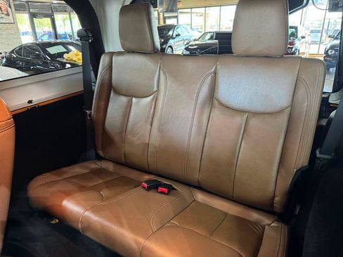 Used 2013 Jeep Wrangler Sahara AWD/4WD image 14