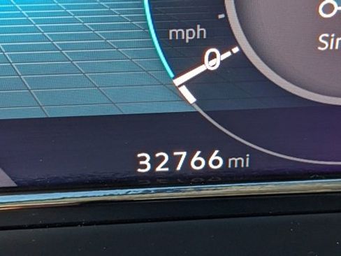 Used 2024 Volkswagen Atlas SE image 36