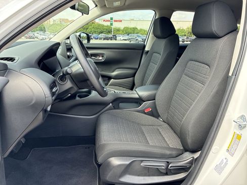 Certified 2027 Honda HR-V LX image 17