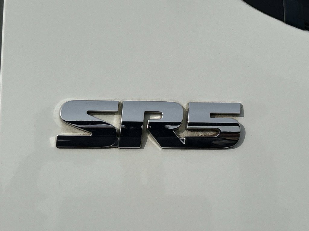 Used 2021 Toyota Tacoma SR5 RWD image 10