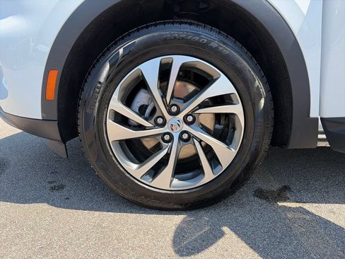 Used 2023 Buick Envision Essence FWD image 12