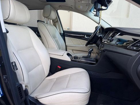 Used 2014 Hyundai Equus Ultimate image 16