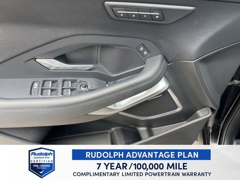 Used 2022 Jaguar E-PACE AWD/4WD image 12