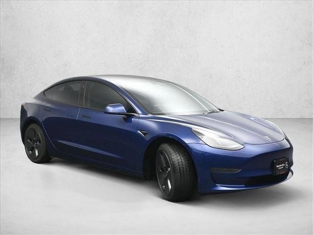 Used 2023 Tesla Model 3 Standard Range RWD image 6