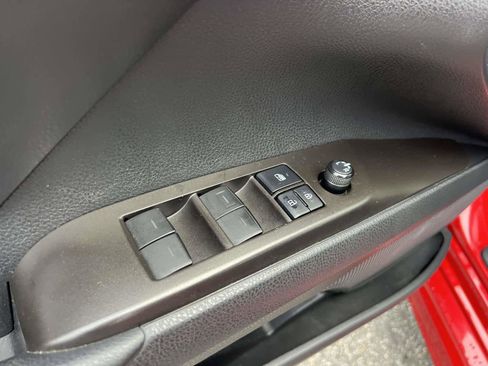 Used 2021 Toyota Camry SE image 15