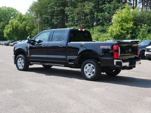 Used 2025 Ford F350 XLT w/ 360-Degree Camera Package AWD/4WD image 5