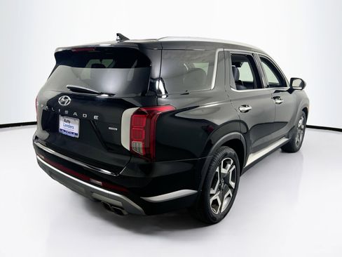 Used 2023 Hyundai Palisade SEL w/ Premium Package AWD/4WD image 5