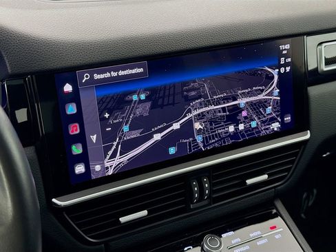Certified 2022 Porsche Cayenne S AWD/4WD image 20