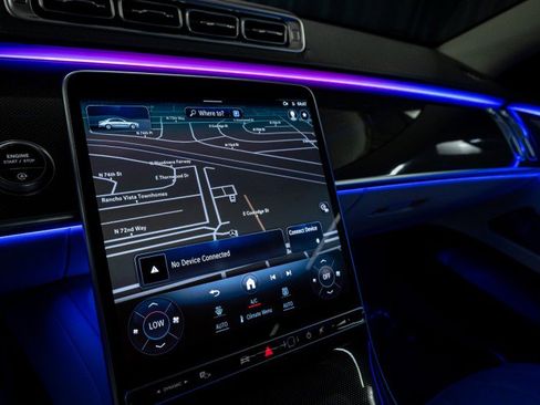 New 2025 Mercedes-Benz S 580 4MATIC Sedan image 17