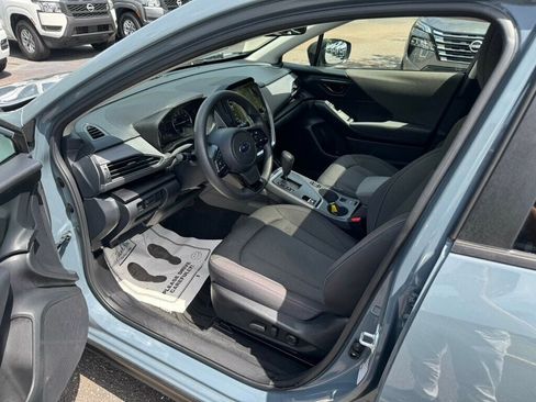 Used 2024 Subaru Crosstrek 2.0i Premium AWD/4WD image 3