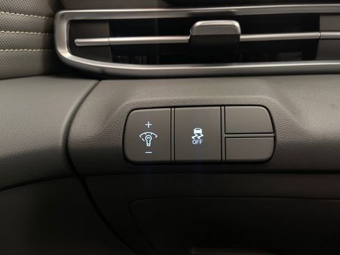 New 2026 Hyundai Elantra Sport image 30