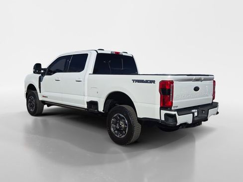 Used 2024 Ford F350 Lariat w/ Lariat Ultimate Package image 3