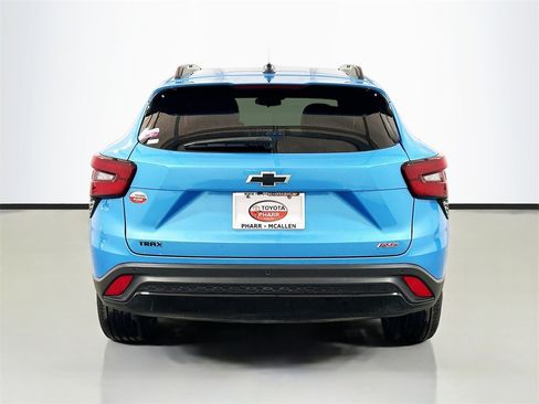 Used 2025 Chevrolet Trax RS w/ Driver Confidence Package image 5
