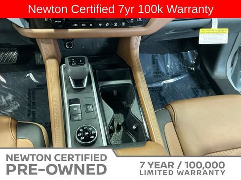 Used 2025 Nissan Pathfinder Platinum w/ Cargo Package AWD/4WD image 18