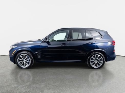 Used 2024 BMW X5 M60i w/ Climate Comfort Package image 16