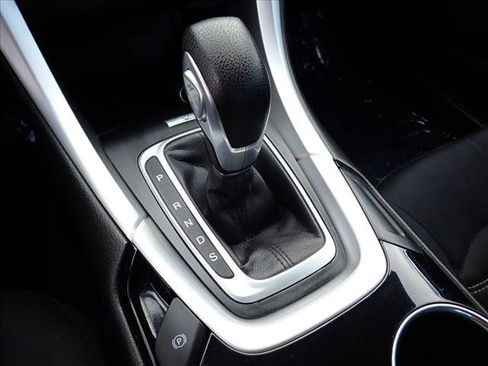 Used 2014 Ford Fusion SE FWD image 19