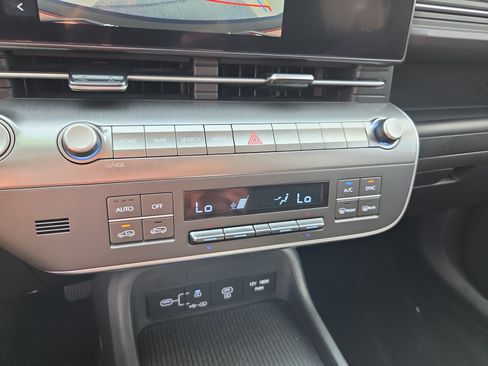 Used 2024 Hyundai Kona SEL AWD/4WD image 22