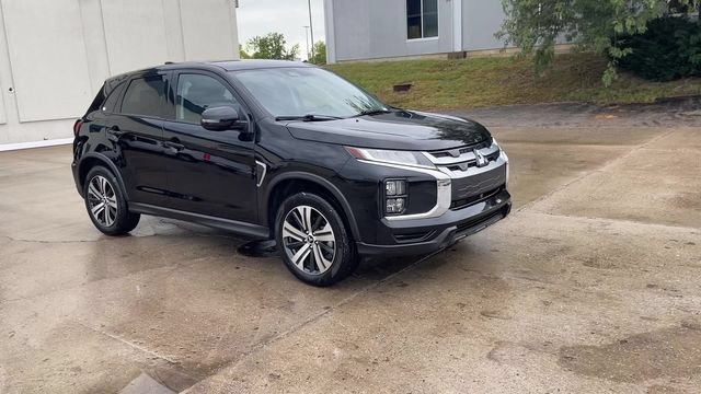 Used 2026 Mitsubishi Outlander Sport SE AWD/4WD image 2