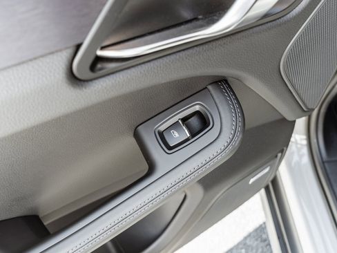 Used 2023 Porsche Macan GTS w/ Premium Package Plus image 34