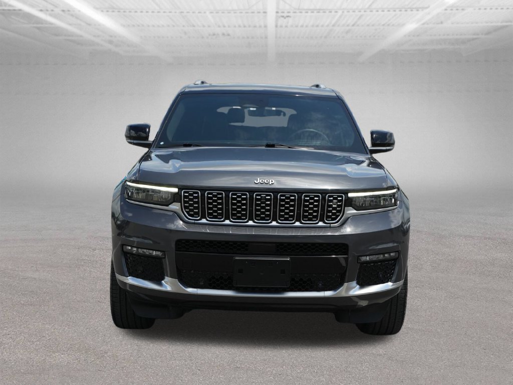 Used 2023 Jeep Grand Cherokee L Summit w/ Advanced Protech Group IV AWD/4WD image 2