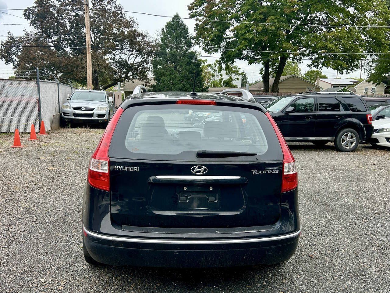 Used 2012 Hyundai Elantra FWD image 5