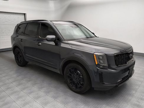 Used 2021 Kia Telluride SX w/ Nightfall Edition Package AWD/4WD image 11