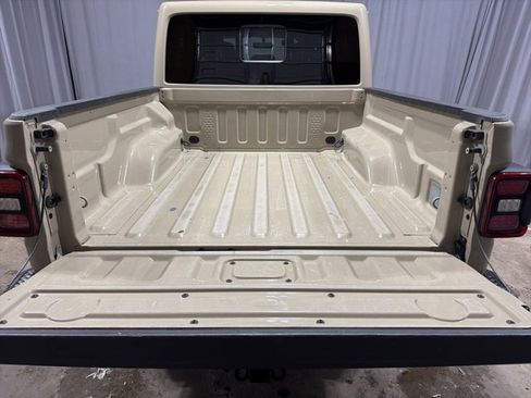 Used 2022 Jeep Gladiator Mojave w/ LED Lighting Group image 7