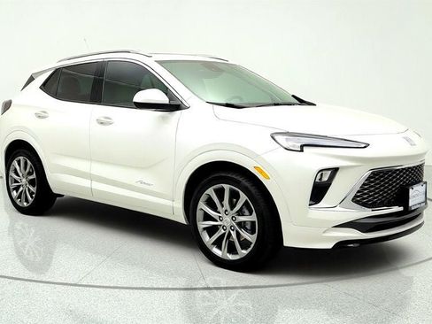 Used 2026 Buick Encore GX Avenir FWD image 3