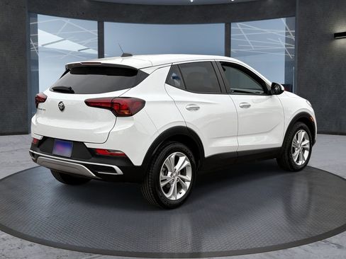 Used 2020 Buick Encore GX Preferred w/ Cold Weather Comfort Package FWD image 6