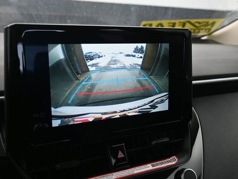 Used 2025 Toyota Corolla LE image 28