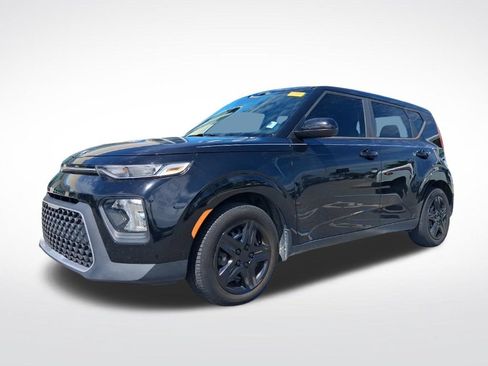 Used 2020 Kia Soul LX FWD image 1