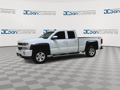 Used 2018 Chevrolet Silverado 1500 LT w/ All Star Edition image 4