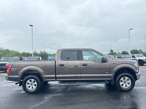 Used 2015 Ford F150 XLT w/ Trailer Tow Package AWD/4WD image 2