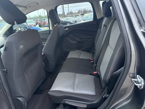 Used 2018 Ford Escape SE image 14